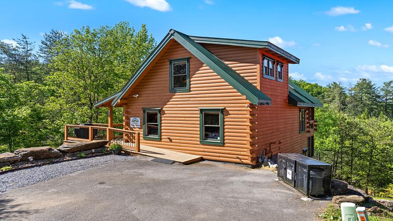 Moonlight Pines Lodge Smoky Mountains cabin exterior. at Moonlight Pines Lodge in Gatlinburg TN