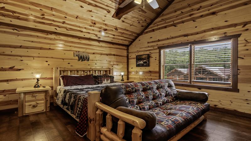 Relaxing spacious cabin bedroom. 