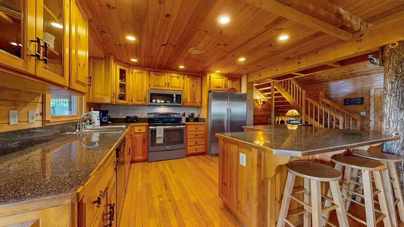 Local To Area Attractions Minutes from Dollywood, Pigeon Forge, Gatlinburg, and Great Smoky Mountains National Park.