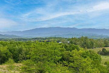 Enjoyable Smoky Mountain views. at Sunset Peak in Gatlinburg TN