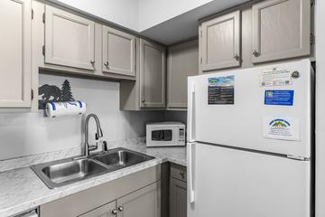 Smokies Condo Kitchen Save on meals with your condo's fully equipped kitchen.