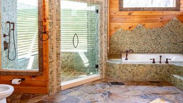 Massive Cabin Walk In Shower Awesome massive walk-in shower in our Smoky Moutains cabin.