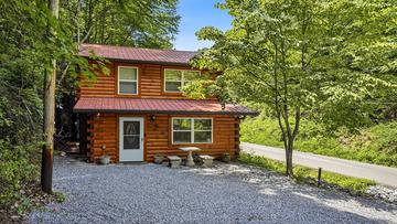 Photo of Rocking N Creekside Getaway